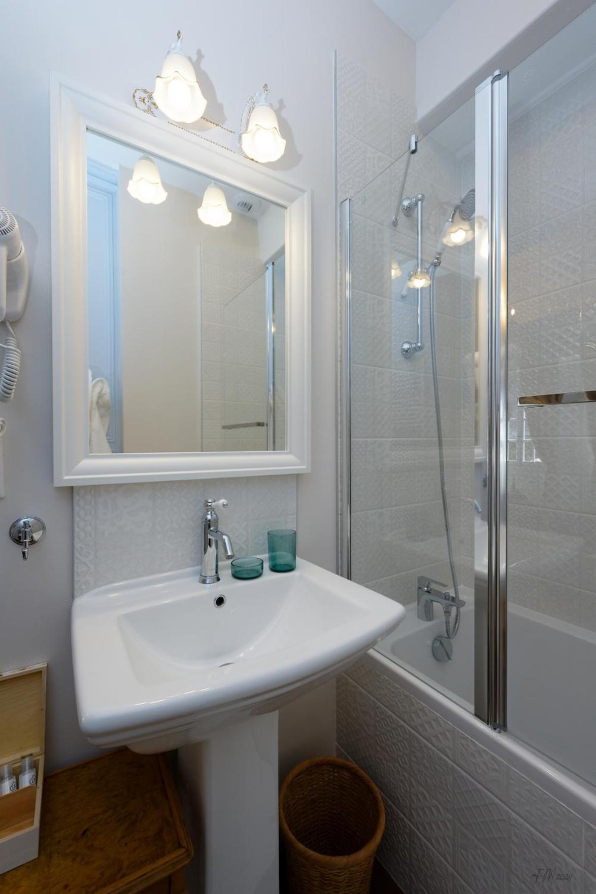 Guest House Saint Yves Dinan Chambre photo