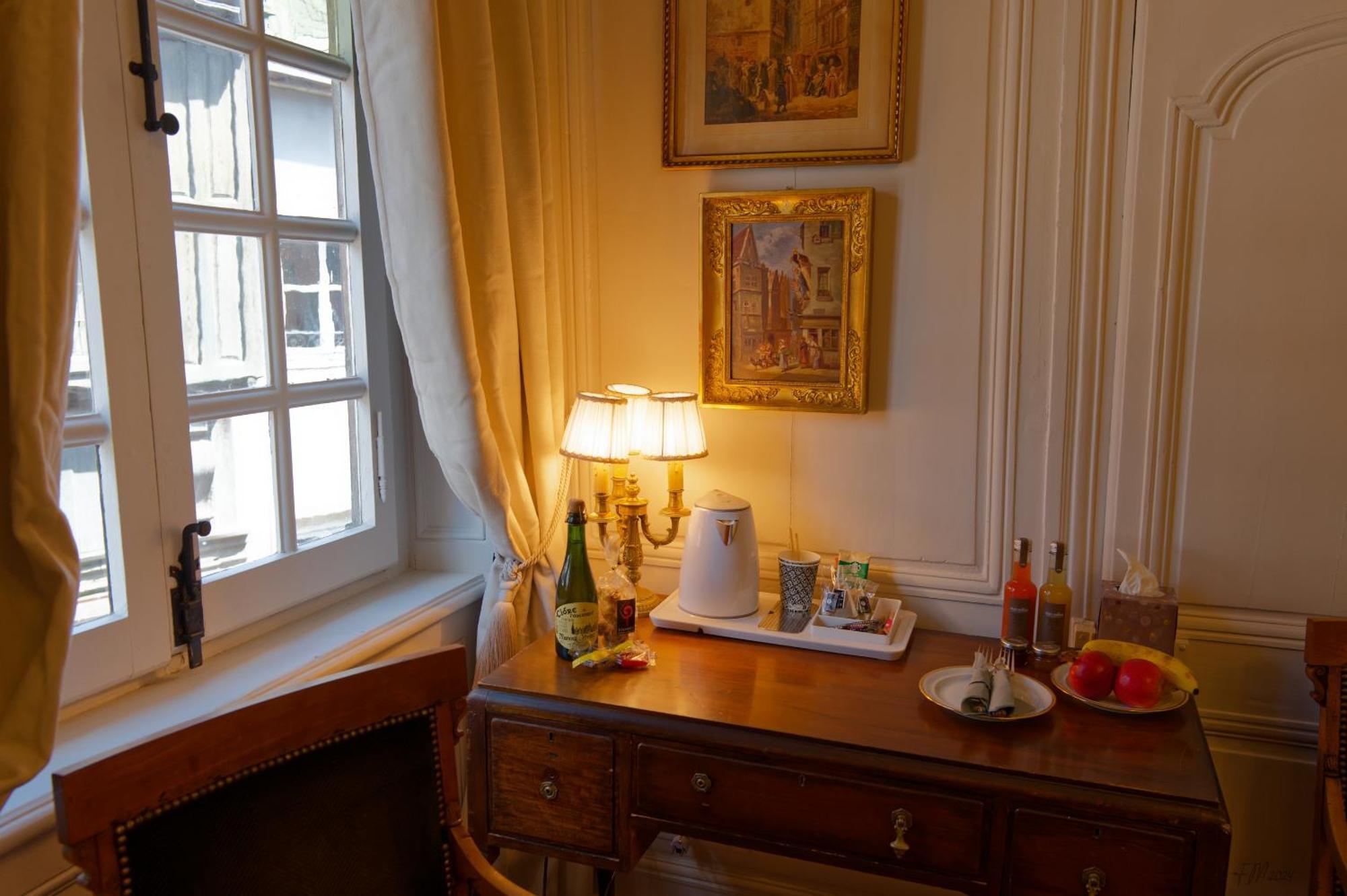 Guest House Saint Yves Dinan Chambre photo