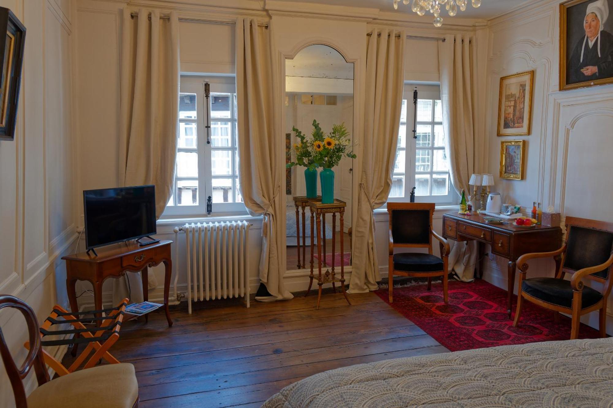 Guest House Saint Yves Dinan Extérieur photo