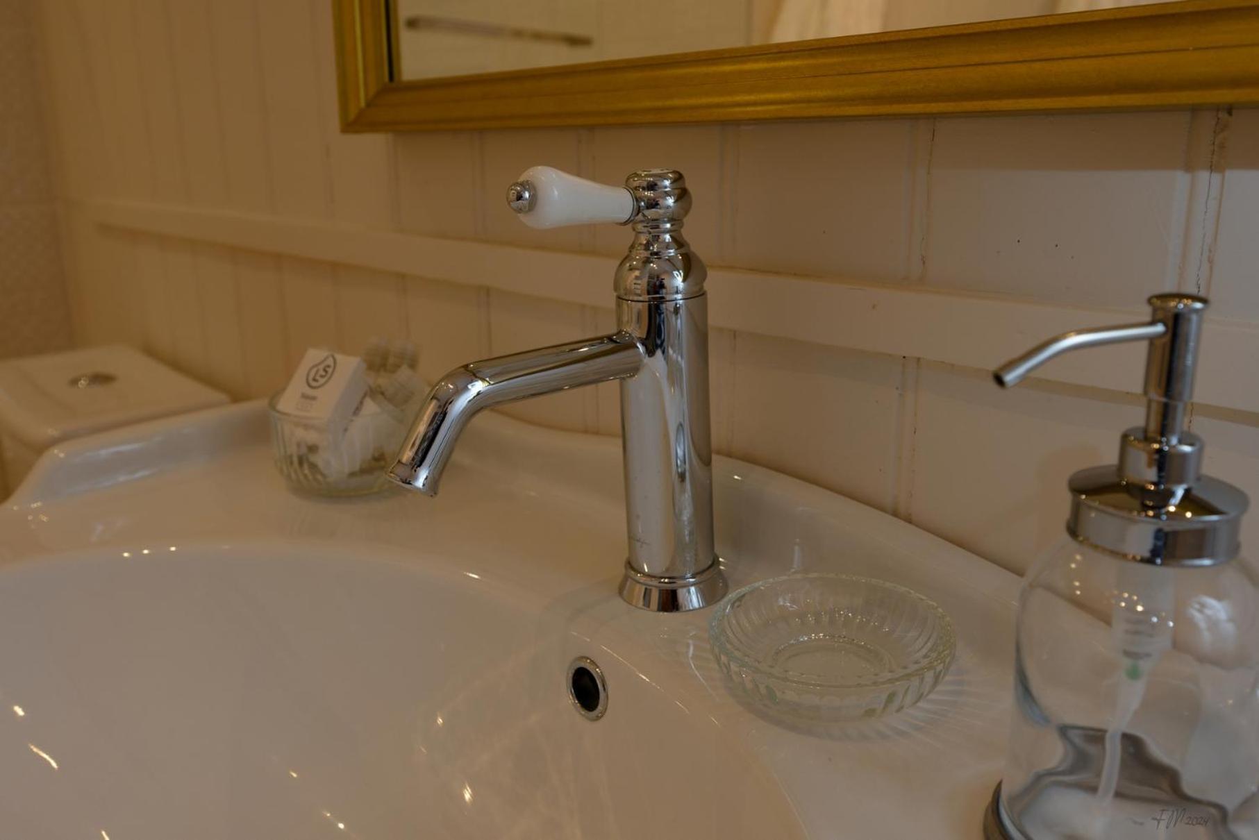 Guest House Saint Yves Dinan Extérieur photo
